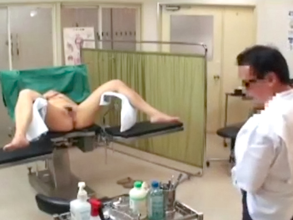 局部麻酔犯 女性患者のアソコを麻痺させ挿入を繰り返した悪徳産婦人科医の流出映像